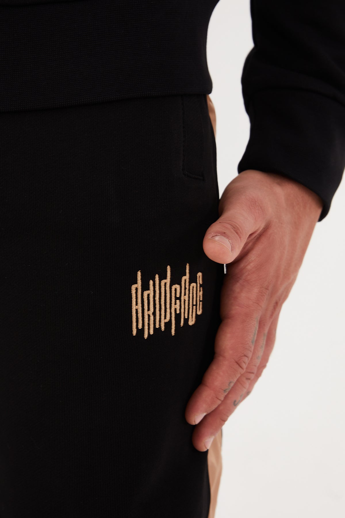 Handstripe Set Trainspakken Golden