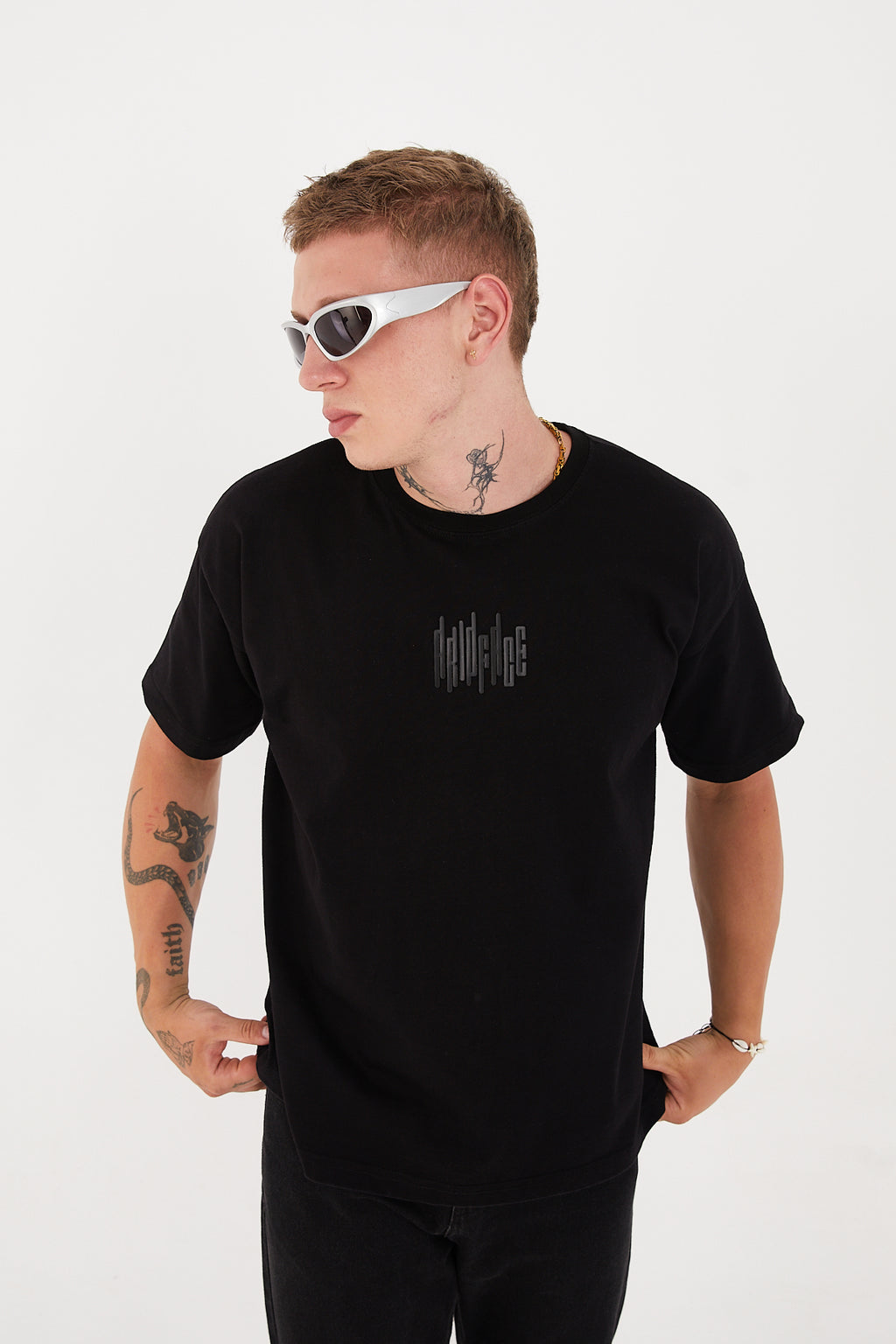 AR10FACE GALLERY Limited T-Shirt