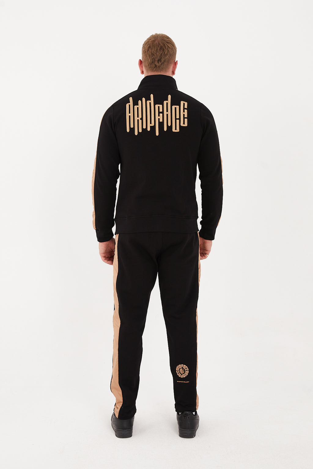 Handstripe Set Trainspakken Golden