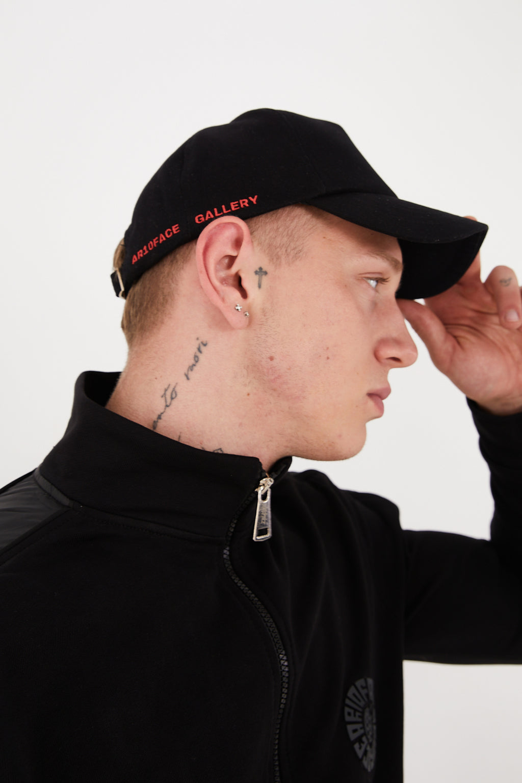 Red Noise Caps